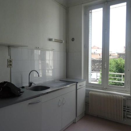 Location Appartement 2 pièces 44m² CLERMONT FERRAND 63000 - Photo 4