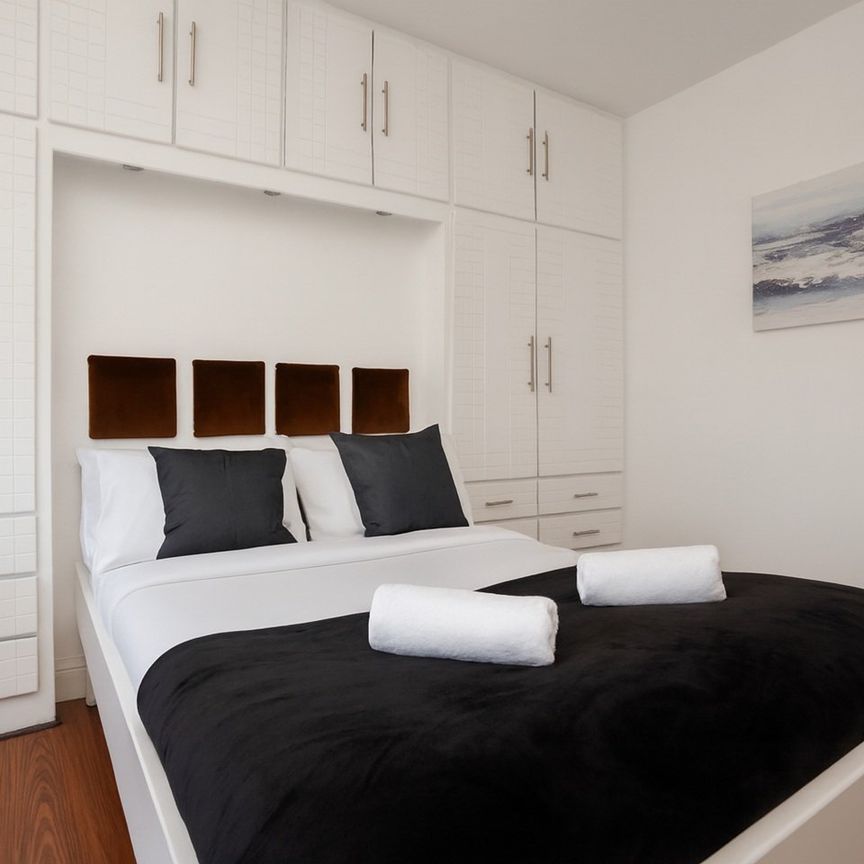 5 Bed Terraced House, Portrush Street, L13 - Photo 1