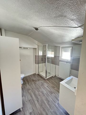 Location Appartement 4 pièces 98m² - Photo 2