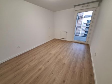 location Appartement T2 DE 42.02m² À CLERMONT FERRAND - Photo 5