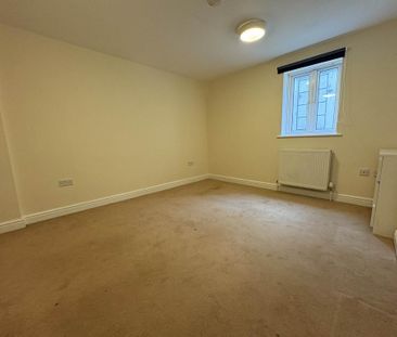 1 bedroom in a house share to rent - Photo 6