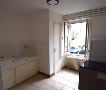 Location Appartement 2 pièces 40m² AUBENAS 07200 - Photo 2