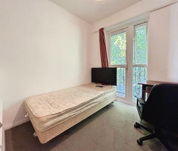 4 bedroom house to rent - Photo 1