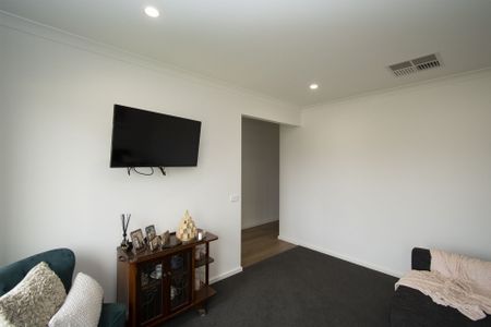 12 Worrall Court, Maryborough - Photo 2