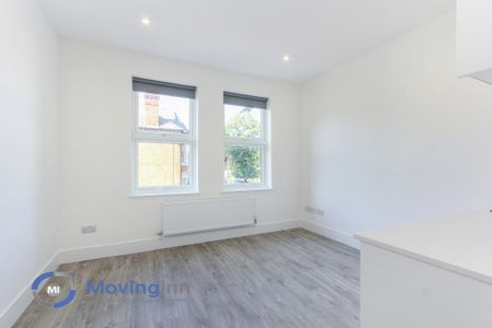 Studio to rent - Photo 5
