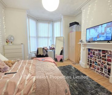 7 bedroom student house Hyde Park - Photo 5