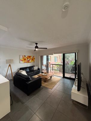 Broadbeach - Photo 1