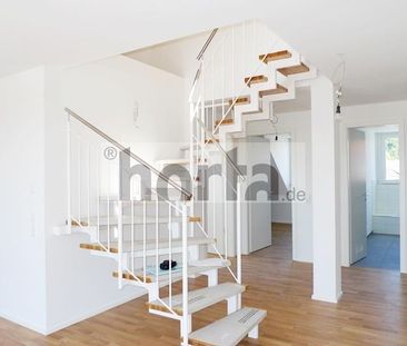 Attraktive 4-Zimmer-Dachgeschoss-Wohnung mit Galerie in KN-Petersha... - Photo 6