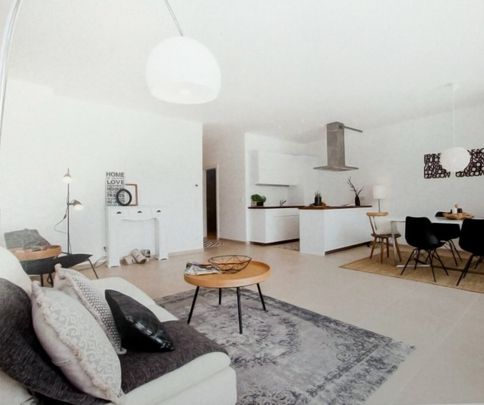Exklusive Terrassenwohnung im Herzen von Baden - Photo 1