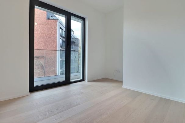 Appartement te huur - Photo 1