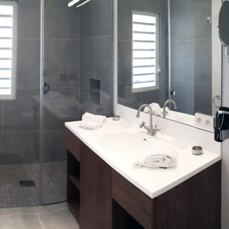 Colombier, 2 Bedrooms Villa for rent - Photo 3