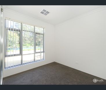 46 Boodalang Crescent, Rockingham, WA 6168 - Photo 4
