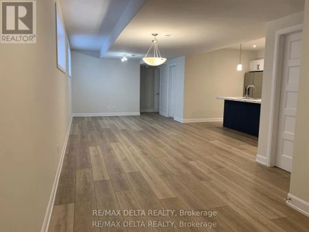 A - 928 CHABLIS CRESCENT - Photo 2