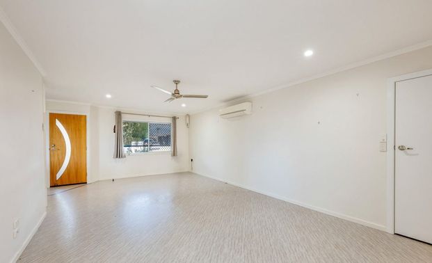 Spacious 3 Bedroom Family Home with Large Shed and Rumpus Room - Photo 1