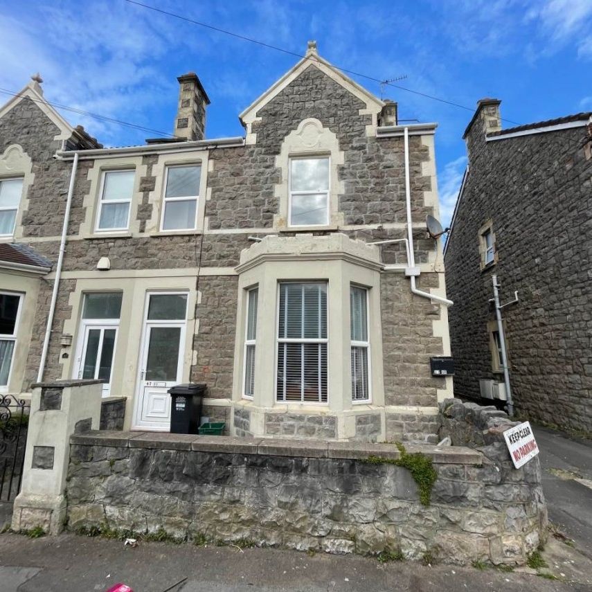 Weston-super-Mare, North Somerset - Photo 1