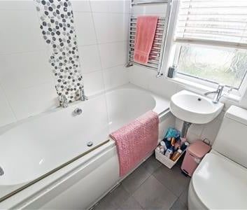 3 Bed Terraced House, Kelvin Avenue, CV2 - Photo 2