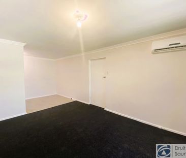 RENOVATED UNIT LESS THAN 2KMS FROM BEACH HOME OPEN SATURDAY 13 JUNE... - Photo 2