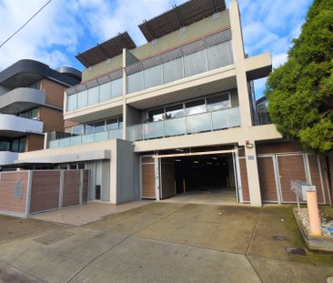 6/6 Sturt Street, Essendon - Photo 4