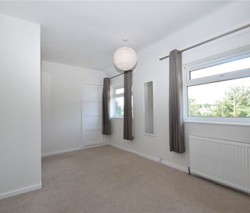 88, Half Mile Lane, Leeds, West Yorkshire, LS13 1DB - Photo 4