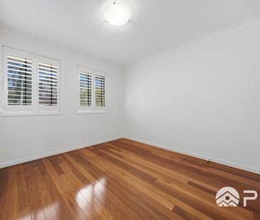 Spacious 5-Bedroom Family Home under Carlingford West Public School catchment - Photo 1