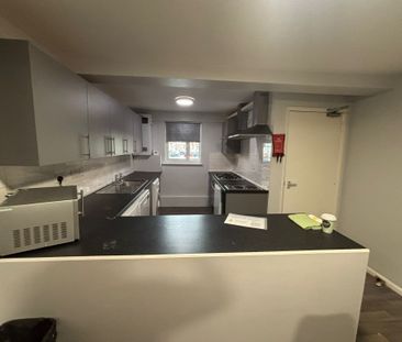 14 Albert Square, NG7 2FH, NOTTINGHAM - Photo 6