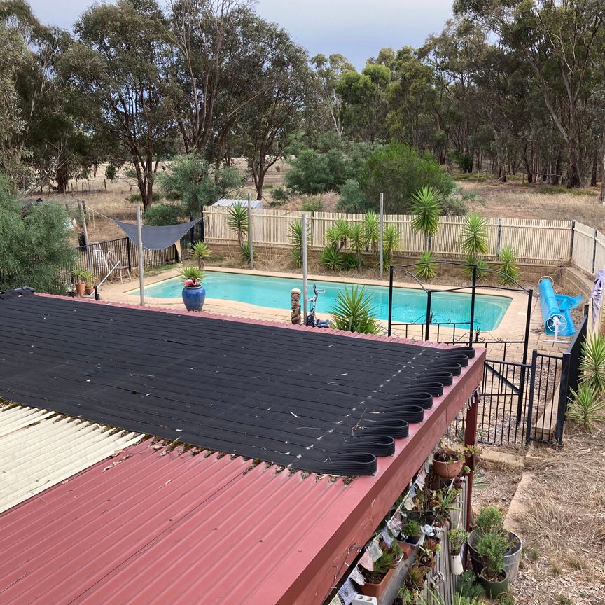 Strathfieldsaye - Photo 1