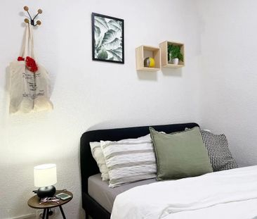 Avenida de Valladolid, Madrid, Community of Madrid 28008 - Photo 6