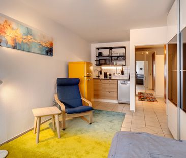 Fully equipped 1-room apartment in quiet location - Foto 1