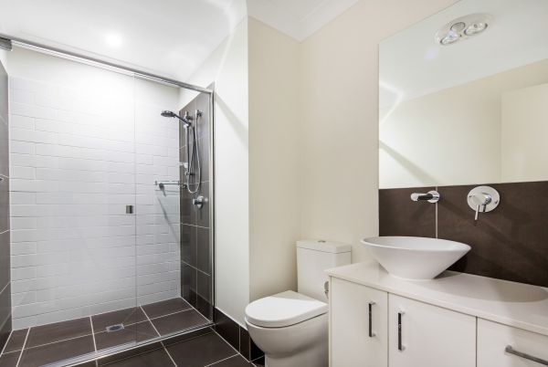 2-Bedroom House in Prime Leichhardt Location - $440 per week - Photo 1