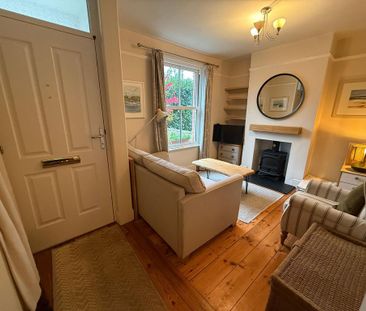 2 bedroom terraced house to rent - Photo 3