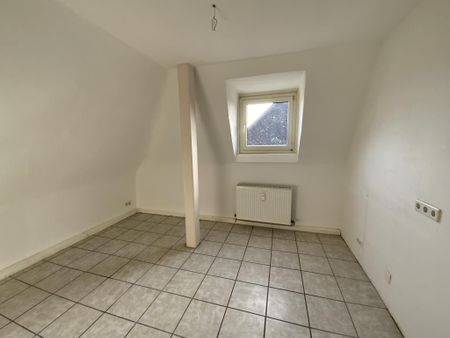Süße Dachgeschosswohnung auf der Karthause - Photo 4