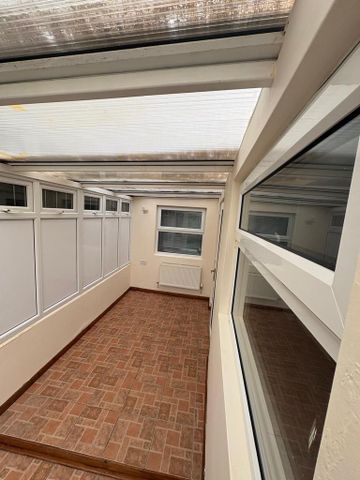 3 bedroom terraced house to rent - Photo 3