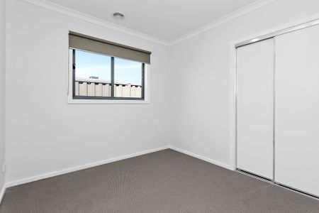 Near New Family Home - Photo 5