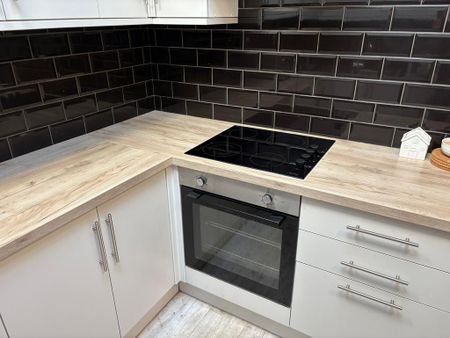 1 bedroom flat to rent - Photo 4