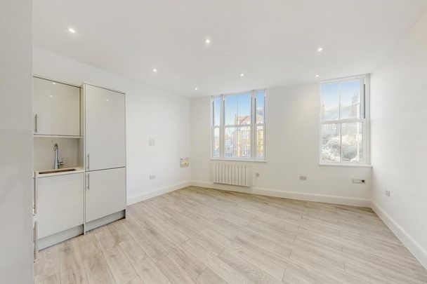 1 bedroom flat to rent - Photo 1
