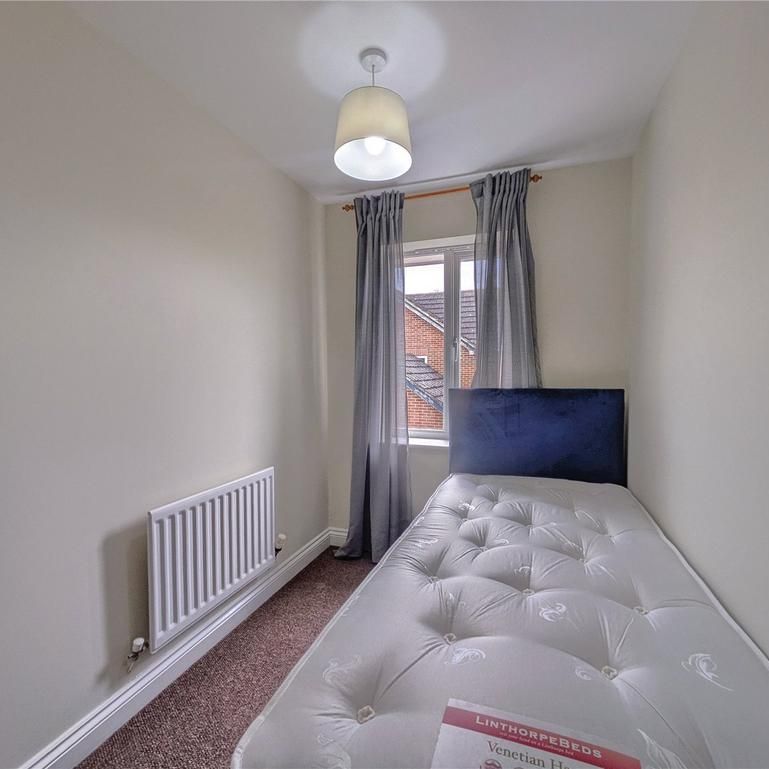 2 bedroom terraced house to rent - Photo 1