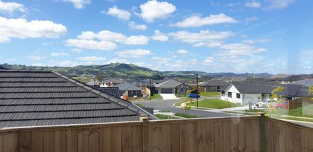 Exceptional family home - Photo 5