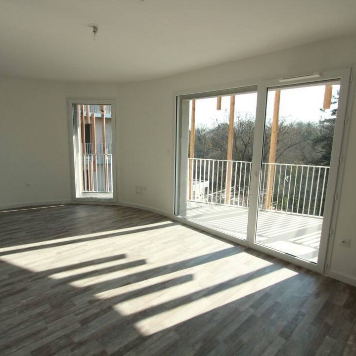 Appartement 3 pièces - - Photo 1