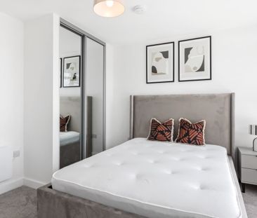 3 bedroom penthouse to rent - Photo 2