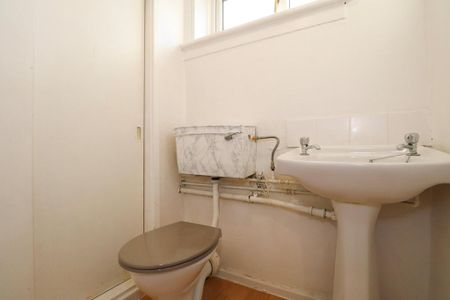 3 bedroom house to rent - Photo 2