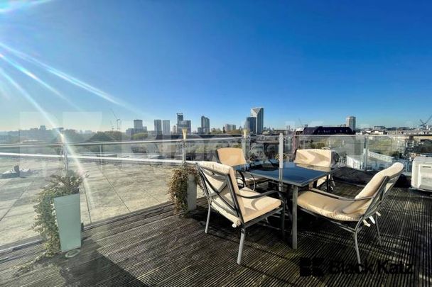 Highly desirable development, stunning roof terrace & 24 Hr. Concierge - Photo 1