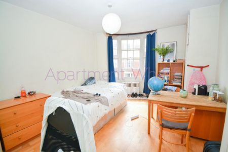 1 bedroom in a flat share to rent - Photo 2