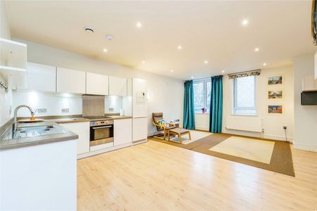 High Street, Bracknell, Berkshire, RG12 - Photo 5