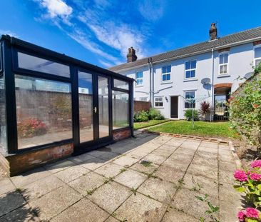 2 bedroom terraced house to rent - Photo 2