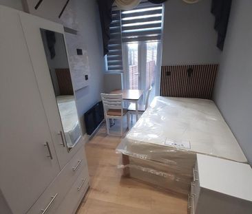 Studio Flat, SW6 - Photo 4