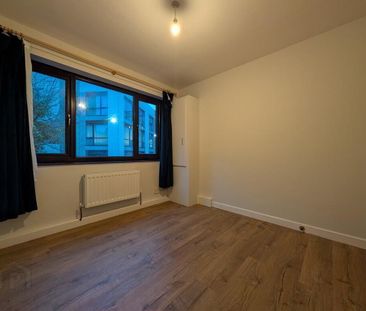 8d Stranmillis Court, Stranmillis Road, Belfast, BT9 5EU - Photo 4