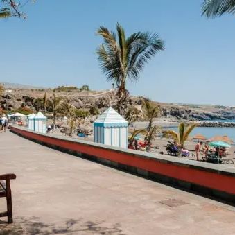 Apartamento en alquiler en Playa de San Juan - Photo 1