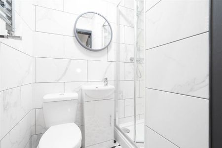 1 bedroom detached house to rent - Photo 5
