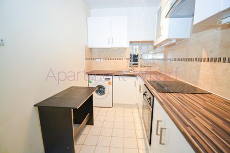 1 bedroom in a flat share to rent - Photo 5