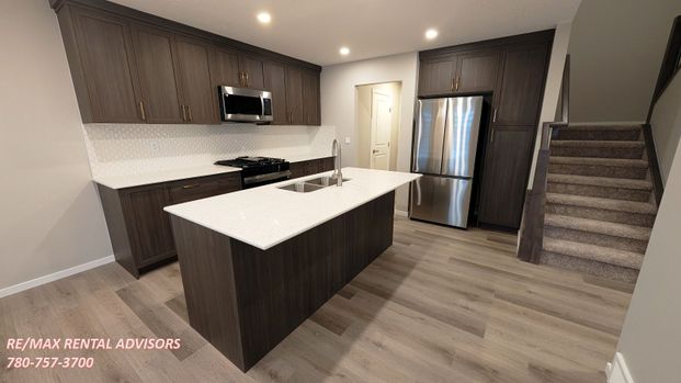 11 Carringford Road Northwest - Photo 1